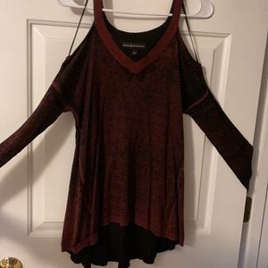 Off the shoulder Maroon Rock & Republic sweater